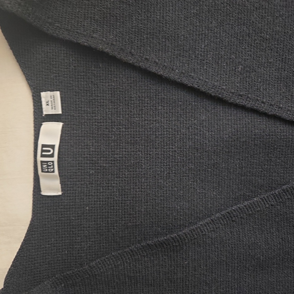 LEMAIRE X Uniqlo Merino-Blend Cropped Long-Sleeve Cardigan - Picture 5 of 7